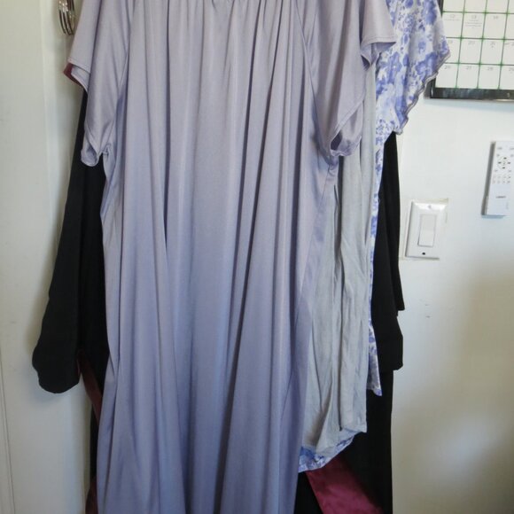 Only Necessities 4 X Long Light Purple Nightgown - Picture 6 of 6